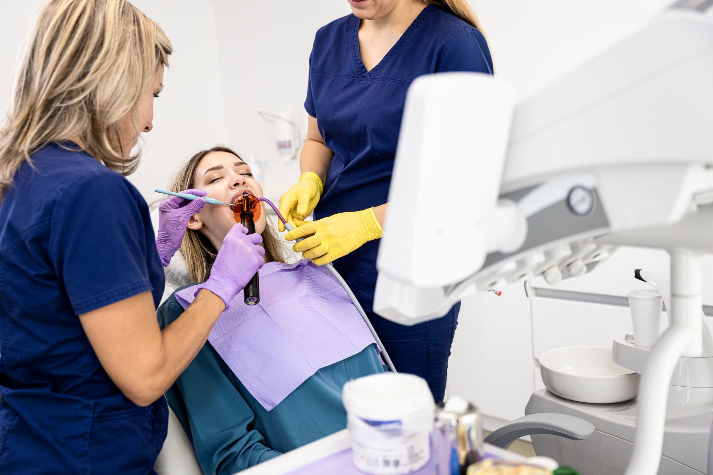 How to Stop Bleeding After Tooth Extraction: Dentist Advice