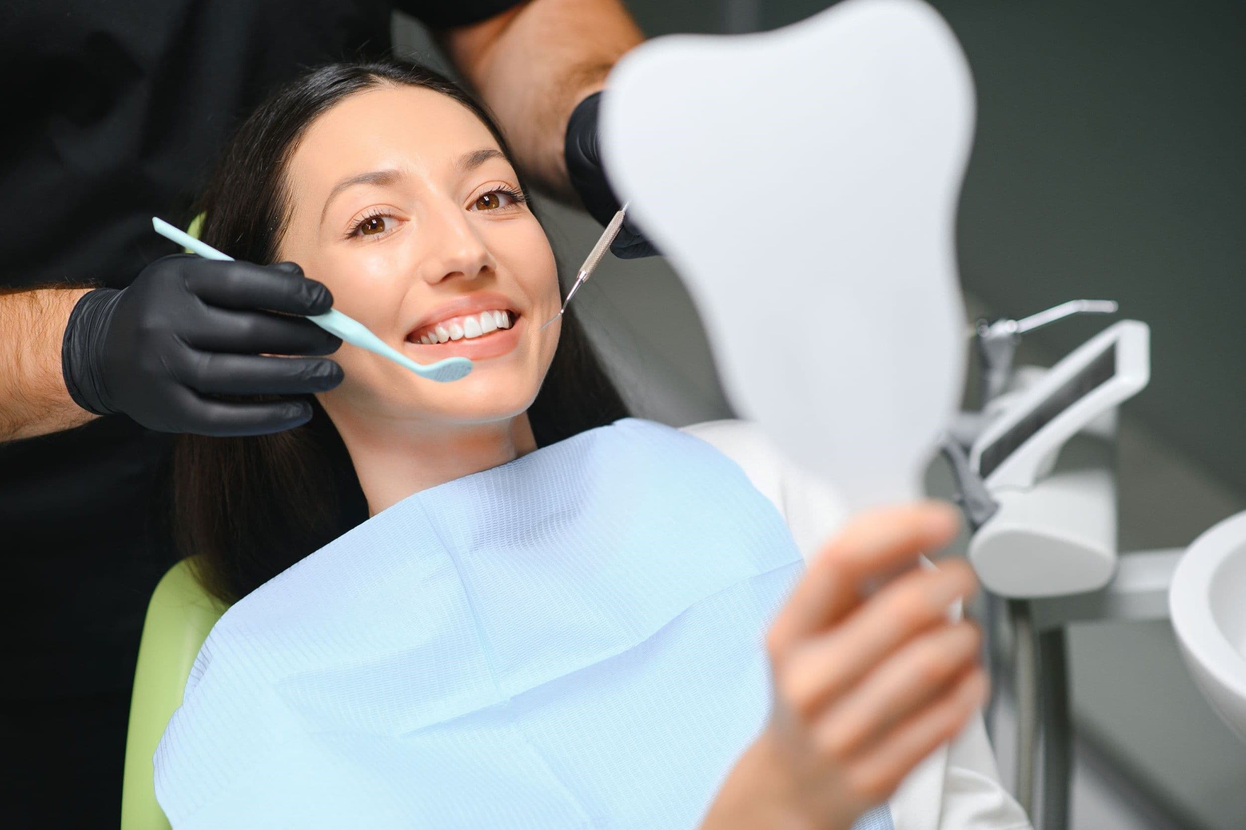 Top Cosmetic Dentistry Procedures: Trends for 2025