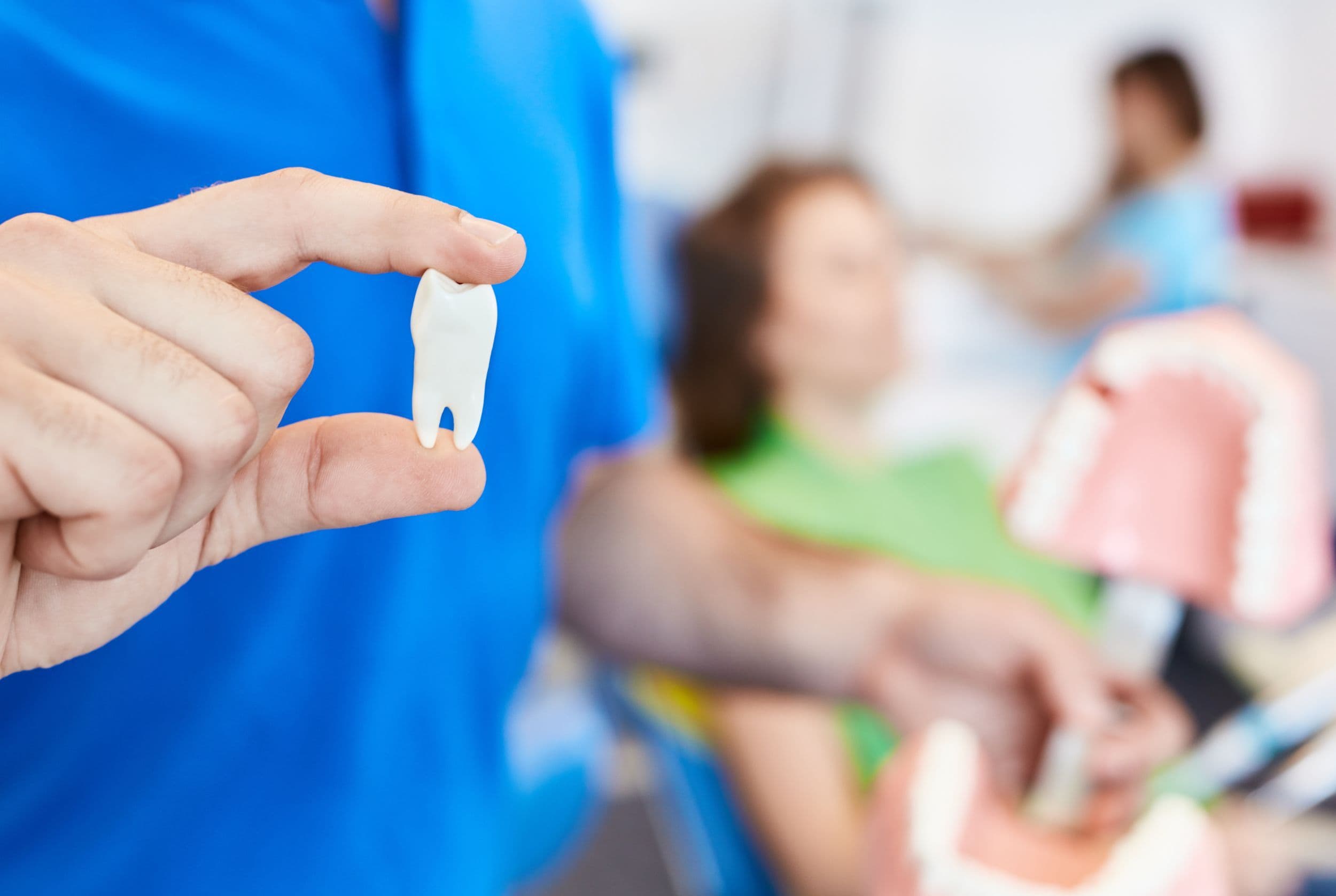 Root Canal vs Extraction: Which to Choose?